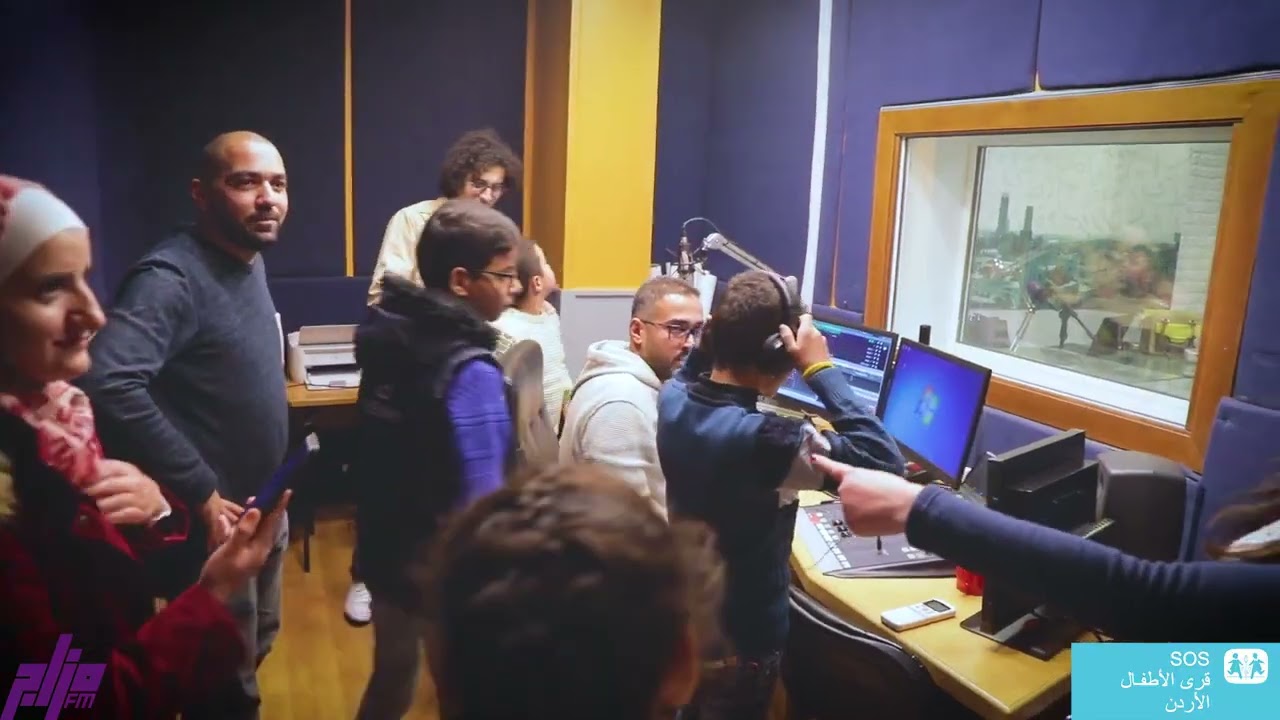 أطفال يصبحون مذيعين ليوم على إذاعة مزاج إف إم بمناسبة يوم الطفل العالمي